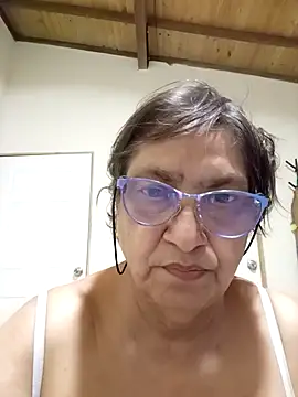 florecita69 online show from 19, 10, 2025