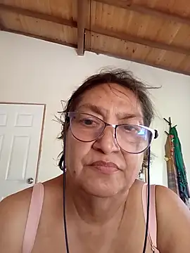 florecita69 online show from 24, 10, 2025