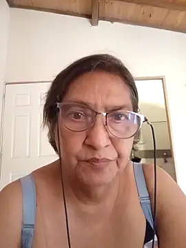 florecita69 online show from 11, 11, 2025