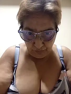 florecita69 online show from 13, 3, 2026