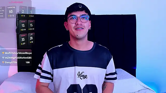 Ryan Clark  online show from 27, 3, 2026