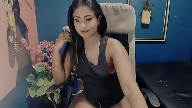 Littleindianmilf online show from 18, 9, 2025