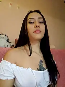 Selena blake online show from 2, 3, 2025