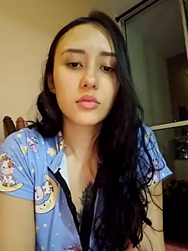 Selena blake online show from 5, 3, 2025