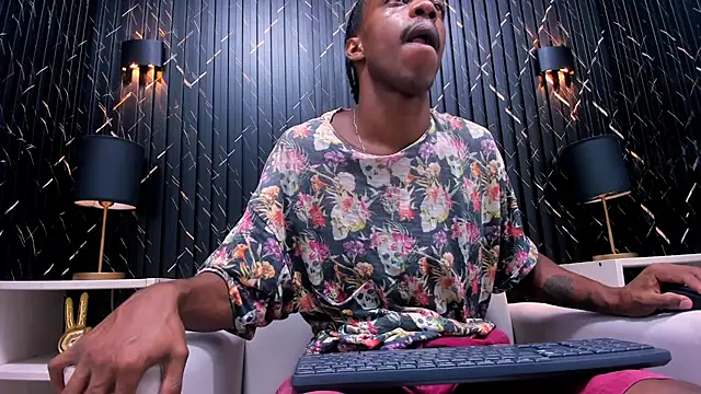 LarryCollin online show from 19, 3, 2025