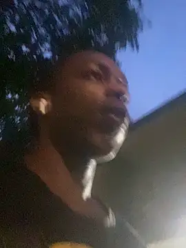 LarryCollin online show from 4, 3, 2025