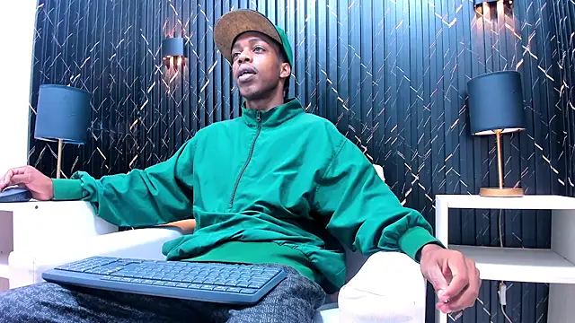 LarryCollin online show from 26, 2, 2025