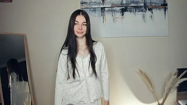 MaryJacksoon online show from 29, 11, 2025