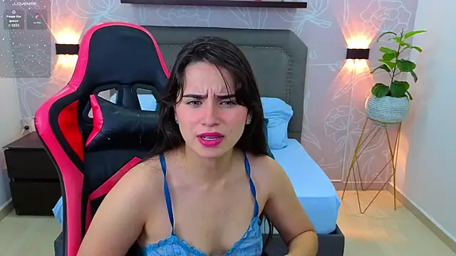 Snapshot of angelica_dymond chatting on 12, 9, 2025 angelica dymond online show from 12, 9, 2025