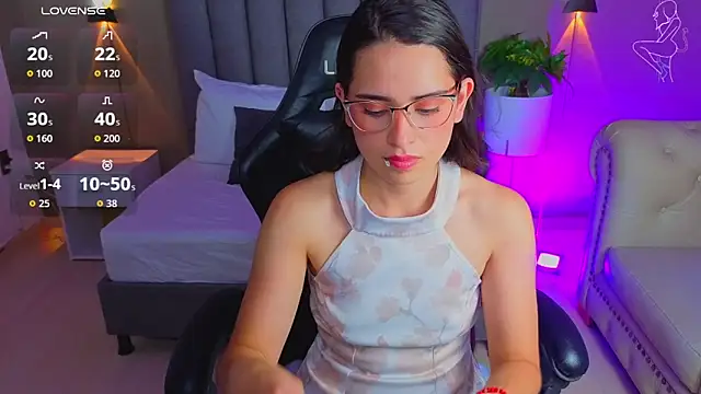 Snapshot of angelica_dymond chatting on 19, 6, 2026 angelica dymond online show from 19, 6, 2026