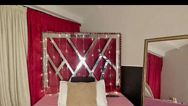 MicaelaHot  online show from 18, 11, 2025