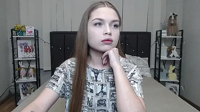 Snapshot of LaraPika chatting on 19, 11, 2025 LaraPika online show from 19, 11, 2025