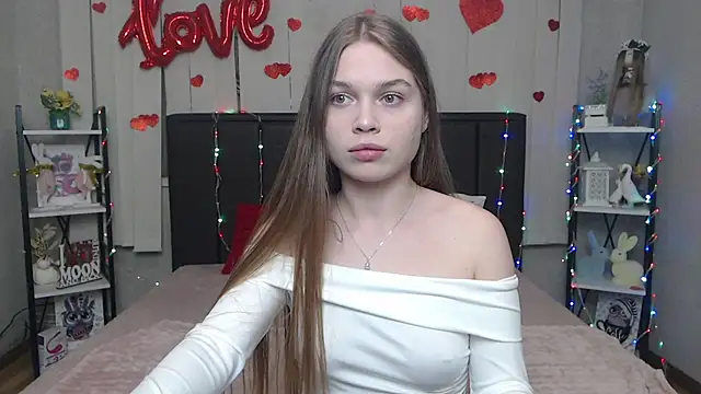 LaraPika online show from 14, 4, 2026