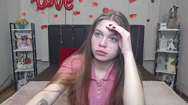 Snapshot of LaraPika chatting on 11, 5, 2026 LaraPika online show from 11, 5, 2026