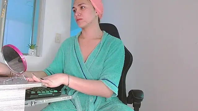 giuliana andrade online show from 27, 3, 2026