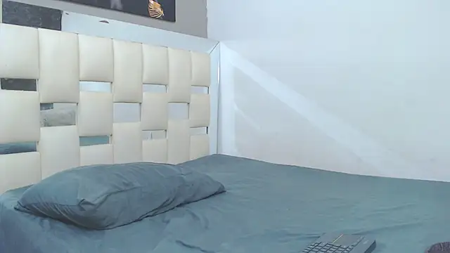 ava jhonsson online show from 21, 1, 2025