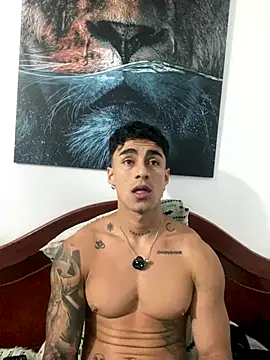 Snapshot of Danifornari chatting on 2, 11, 2025 Danifornari online show from 2, 11, 2025