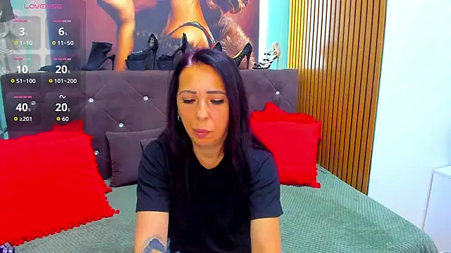 LauraSin online show from 19, 6, 2026