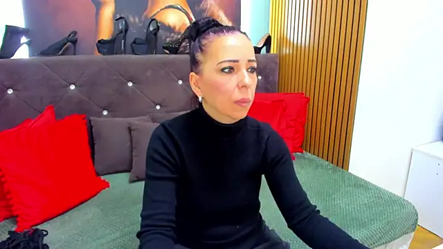 LauraSin online show from 28, 3, 2026