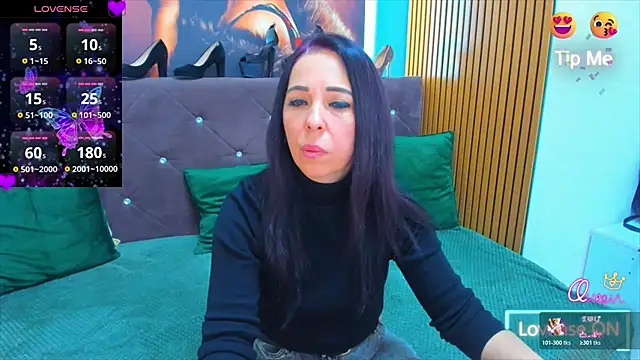 LauraSin online show from 4, 2, 2026