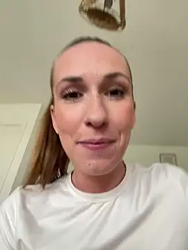 lola tentatiion online show from 21, 3, 2025