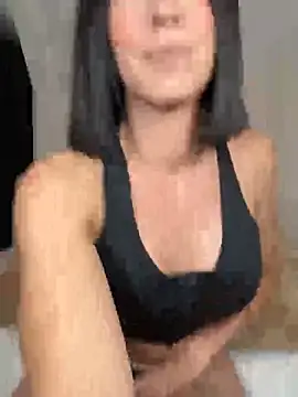 Snapshot of lola_tentatiion chatting on 17, 5, 2026 lola tentatiion online show from 17, 5, 2026