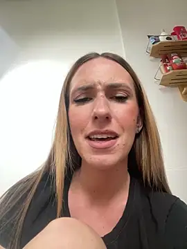 lola tentatiion online show from 12, 3, 2025