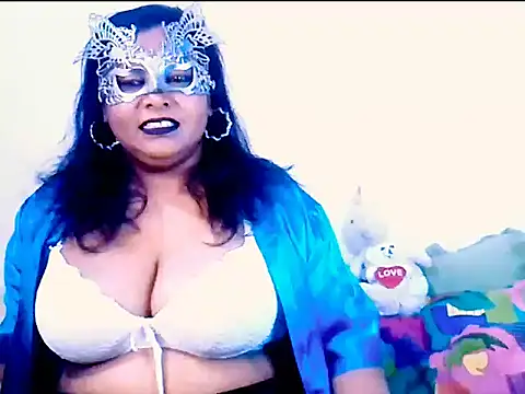 Mysterylady143 online show from 5, 11, 2025