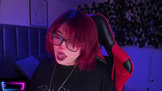 Kitty Gang online show from 10, 10, 2025