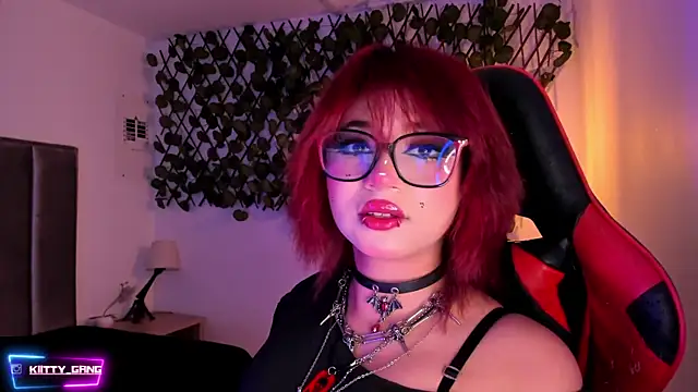 Kitty Gang online show from 10, 9, 2025