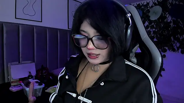 Kitty Gang online show from 7, 7, 2026