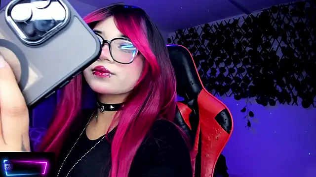 Kitty Gang online show from 11, 2, 2026