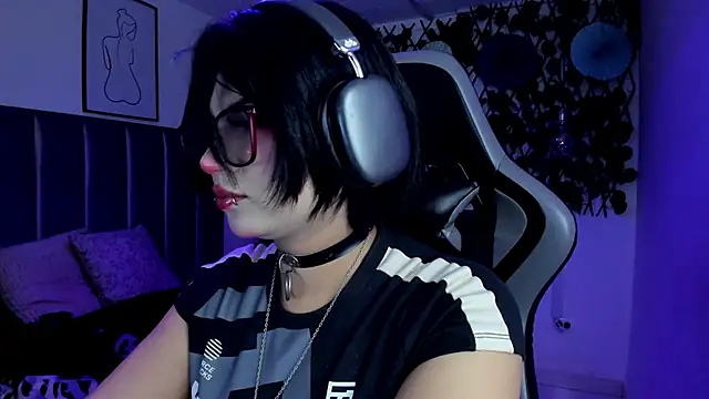 Kitty Gang online show from 30, 6, 2026