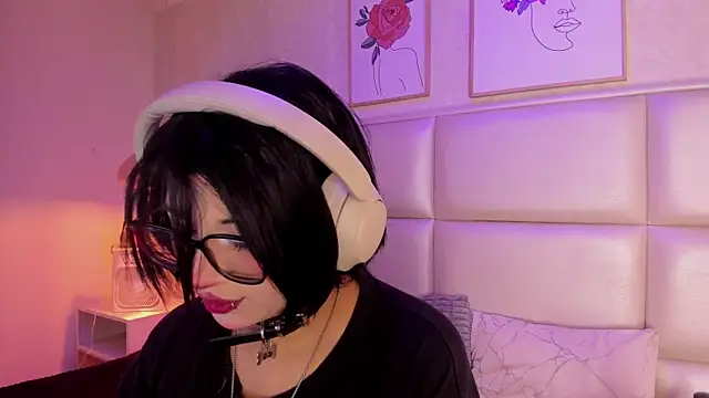 Kitty Gang online show from 17, 7, 2026