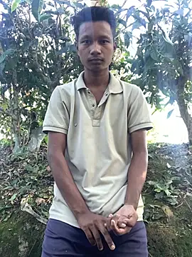 Snapshot of ShroveRising chatting on 19, 11, 2025 ShroveRising online show from 19, 11, 2025