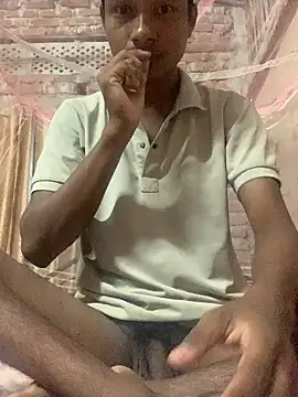 Snapshot of ShroveRising chatting on 28, 10, 2025 ShroveRising online show from 28, 10, 2025