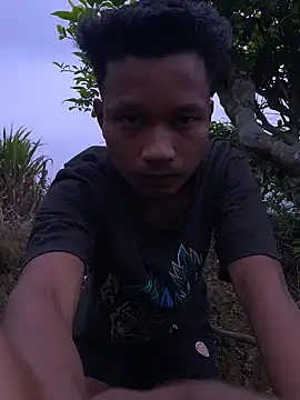 Snapshot of ShroveRising chatting on 29, 3, 2026 ShroveRising online show from 29, 3, 2026