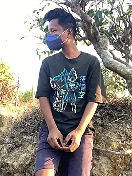 Snapshot of ShroveRising chatting on 4, 2, 2026 ShroveRising online show from 4, 2, 2026