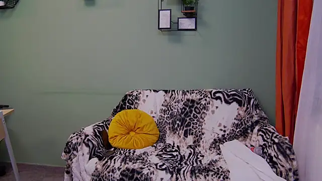 AngellaWhitte online show from 11, 3, 2025