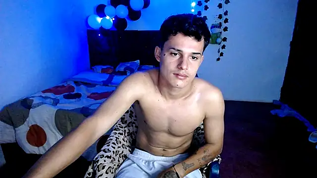 Snapshot of freddy_romas chatting on 1, 11, 2025 freddy romas online show from 1, 11, 2025