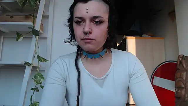 kinkyspirali online show from 9, 3, 2026