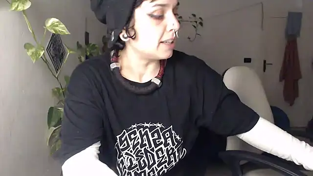 Snapshot of kinkyspirali chatting on 21, 11, 2025 kinkyspirali online show from 21, 11, 2025