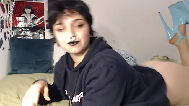 kinkyspirali online show from 16, 12, 2025