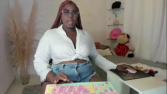 Snapshot of Leslie_browm chatting on 4, 6, 2026 Leslie browm online show from 4, 6, 2026