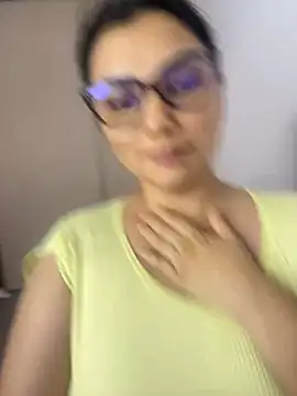 Lili-52 online show from 15, 1, 2025