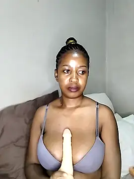 queenbboobs online show from 20, 3, 2025