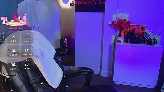 Jenna Adams  online show from 29, 10, 2025