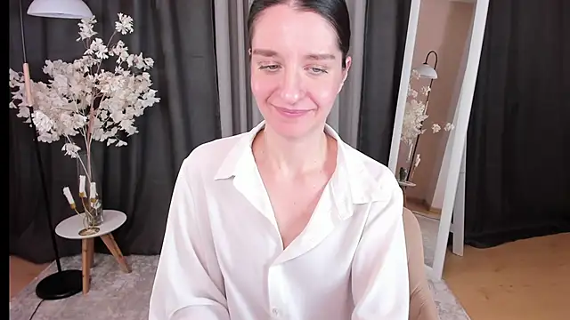 helentasty online show from 7, 3, 2025