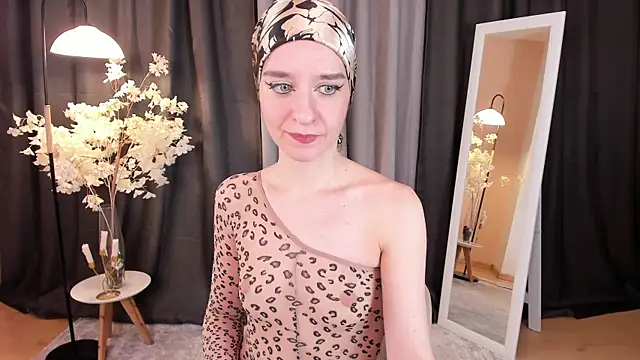 helentasty online show from 5, 3, 2025