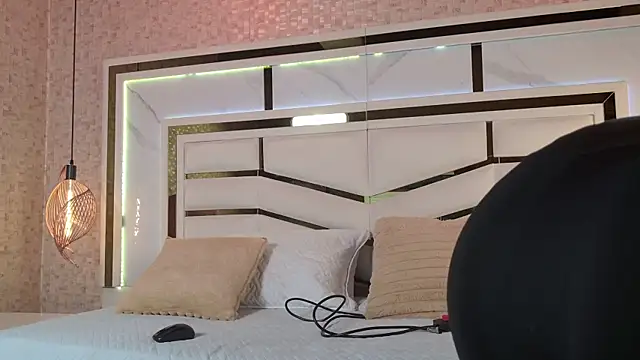 sophie 1 online show from 3, 10, 2025